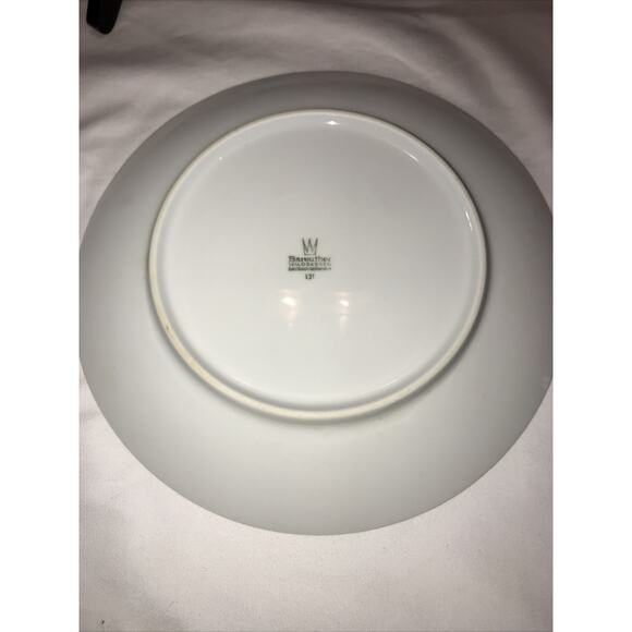 5 - Bareuther Waldsassen 7 7/8" Salad Plates Fruit/Gold Trim 131 Bavaria Germany - Picture 7 of 8